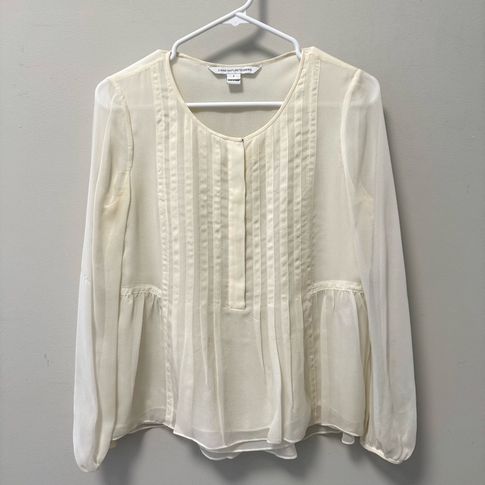 Diane Von Furstenberg Cream Long Sleeve Pleated Blouse